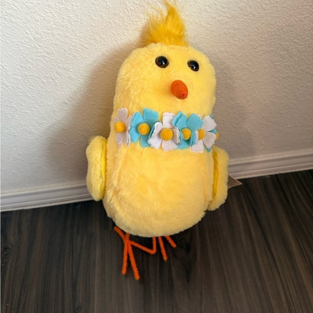 Celebrate it Easter Yellow Chick with Floral Collar decor -NWT